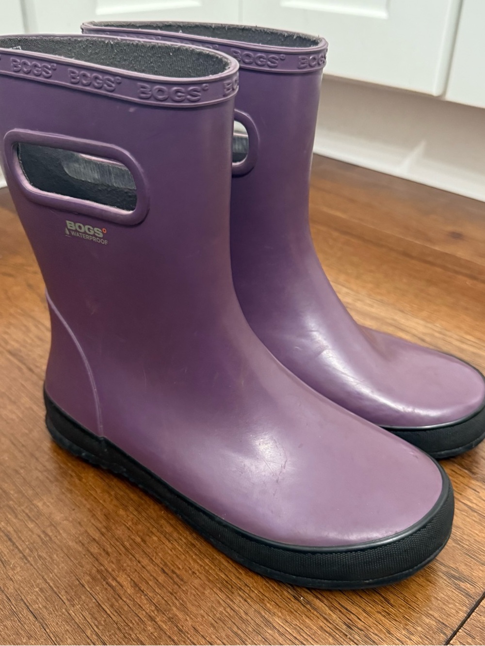 Bogs Purple Mid-Calf Waterproof Rain Boots with Black Sole